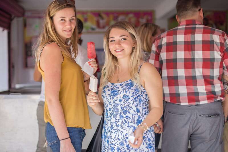 Cancún: Street Food, Local Market and Urban Art Tour - Guides and drivers: the human factor that shapes the day