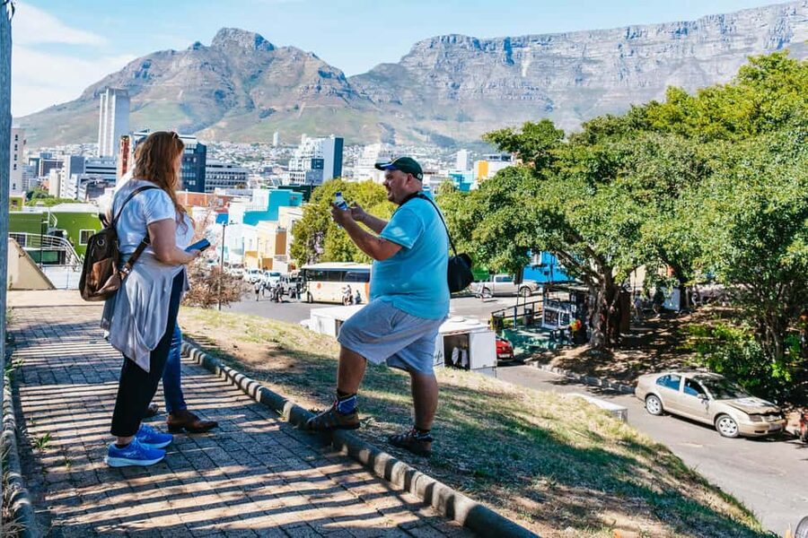 Cape Town Street Art Walking tour - Optional lunch: when it makes sense to slow down