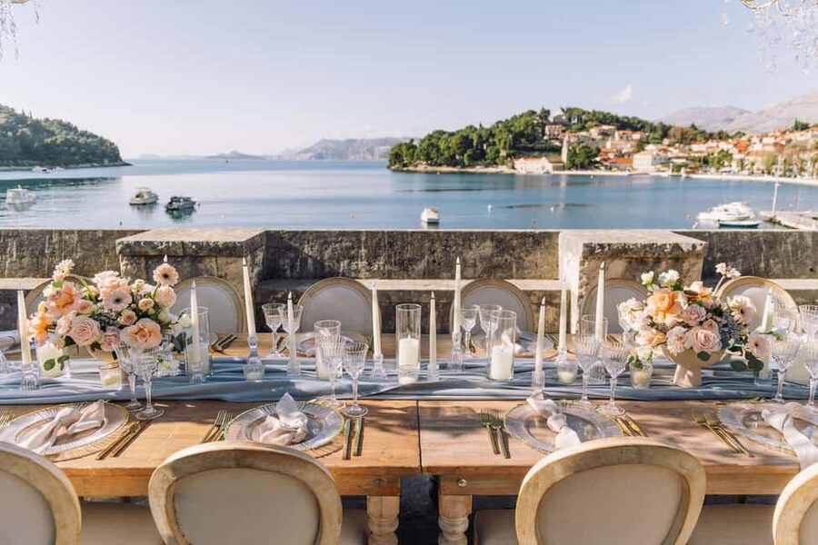 Cavtat: Banac Gallery Entrance & Sparkling Wine - Who this experience fits best (and who should skip it)