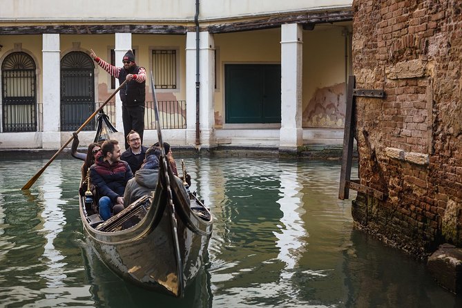 Charming Gondola Ride on the Grand Canal & Gondola Gallery™ - Value for $47.28: What You Get, What You Don’t