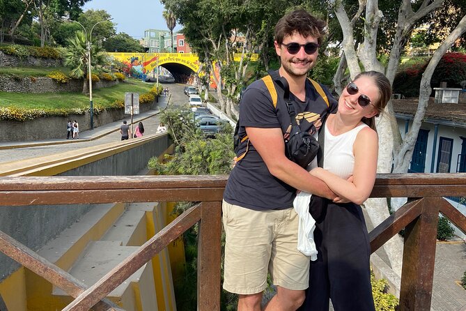 Colorful Barranco Tour and Street Art - Stop-by-stop: murals, Parque Municipal, and 28 de Julio Avenue