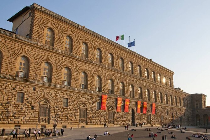 Combo Florence: Walking Tour with the the Accademia Gallery Tour - Stop 1: Piazza del Duomo and the cathedral-square feeling