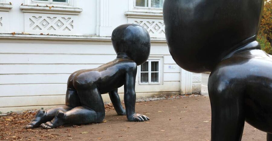 Contemporary art tour in Prague: the works of David Černý - Why David Černý’s Prague Walk Works
