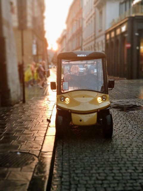 Cracow: Jewish Quarter and Ghetto Sightseeing Golf Cart Tour - Art and daily-life details you’ll notice along the way