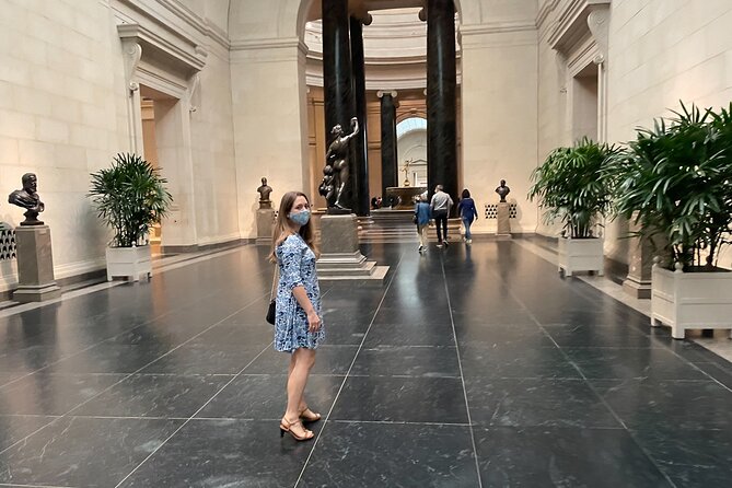 Curated Tour - National Gallery of Art with French Art Historian - Da Vinci to Monet: What You Gain From the Timeline Flow