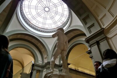 David & Accademia Gallery - Priority Ticket - Where to Pick Up Your Priority Entry Tickets on Via Camillo Cavour 19