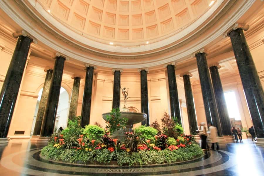 DC National Gallery of Art Guided Tour with 8ppl Max - Raphael and Titian: why the tour spreads the eras