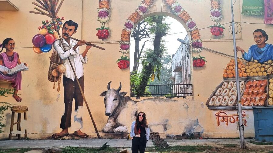 Delhi Street Art Tour: Explore the Murals & Visit a Stepwell - Tuk-tuk hops: the smart way to cover Delhi in 3 hours