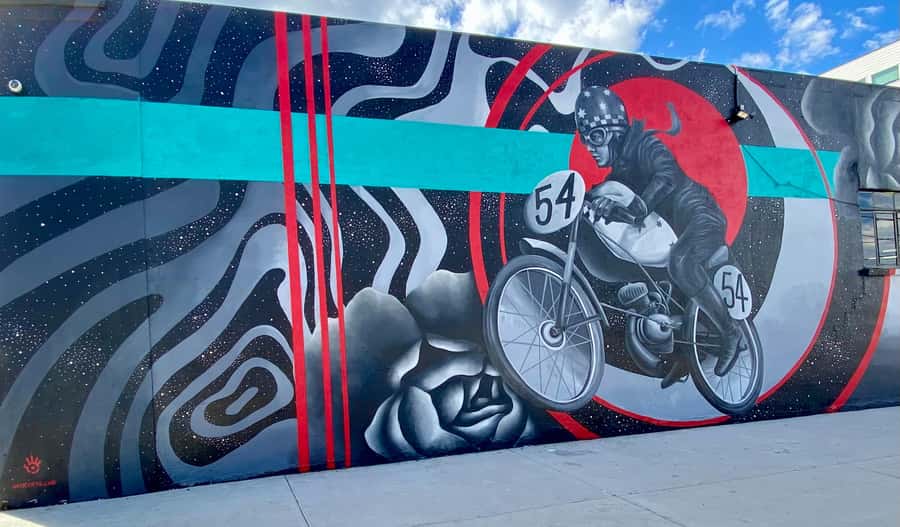 Denver: RiNo Art District Graffiti and Street Art Tour - Ending at Denver Central Market: keep the day going in RiNo
