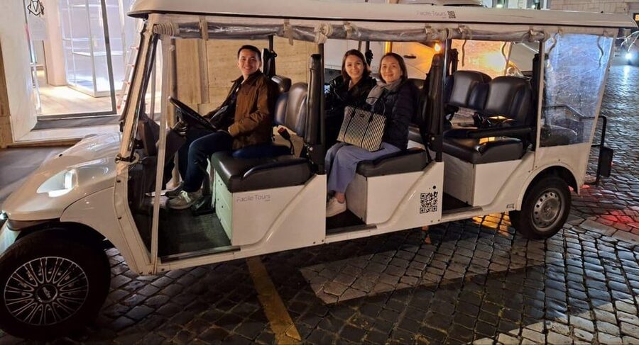 Discover Florence with a Semi-Private Golf Cart Tour - The Uffizi Gallery stop: the value is context, not a full museum day