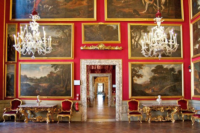 Doria Pamphilj Palace Gallery and Museum Private Tour with Local Guide - Royal Life Stops: Chapel and the Throne Room Moment