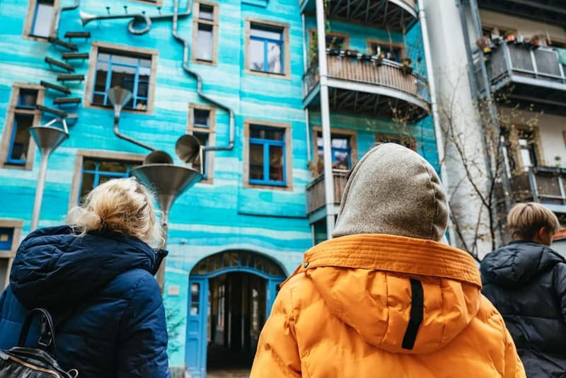 Dresden: Neustadt District Street Art Guided Walking Tour - Neustadt Nightlife Tips on the Walk: Dinner and Drinks Without Guessing