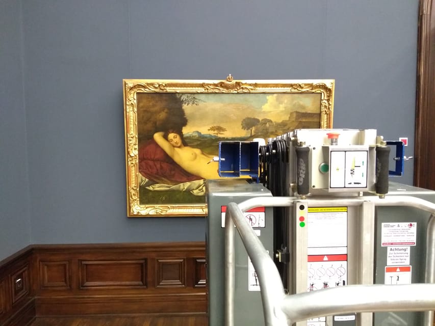 Dresden: Ticket + Tour Gallery Old Masters - The science in the gallery: X-rays, pigments, and why paint layers matter