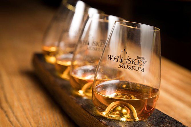 Dublin Irish Whiskey Museum and Gallery Guided Tour with Tasting - What you see inside: memorabilia, changing settings, and interactive moments