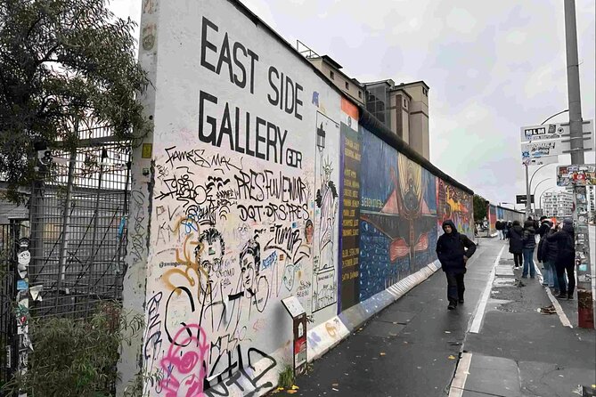 East side Gallery Tour - Warschauer Strasse to Oberbaumbrücke: Start Where the Neighborhood Lives