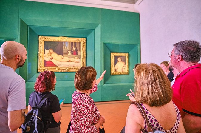 Exclusive Uffizi Gallery and Vasari Corridor Small Group Tour - Boboli Gardens Connection: Leaving the Corridor Near Grotta del Buontalenti