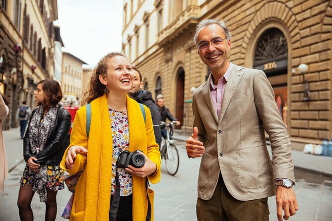 Exclusive Uffizi Gallery Private Visit - The Uffizi setting: from Medici offices to Renaissance power