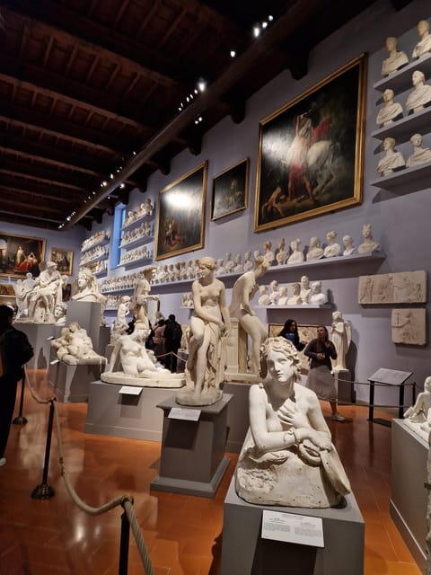 Explore Accademia Gallery on Free Museum Day - Small Group Size (Up to 9) Is More Than a Comfort Detail