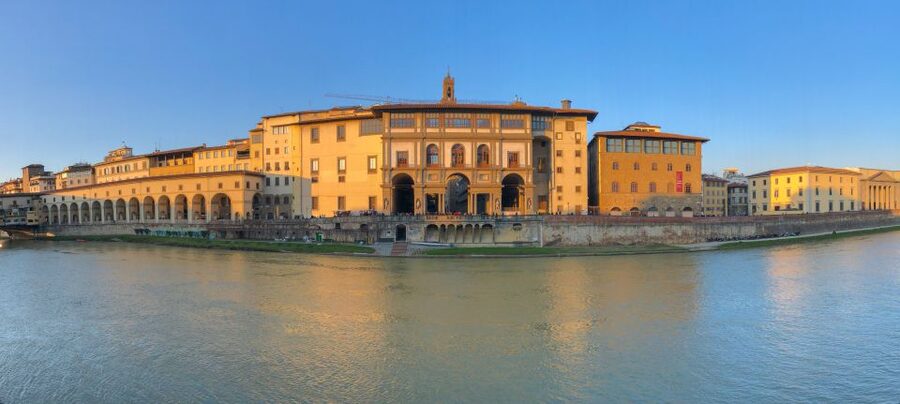 Florence: 2-Hour Private Guided Visit to the Uffizi Gallery - Michelangelo and Leonardo: How the Guide Connects the Dots