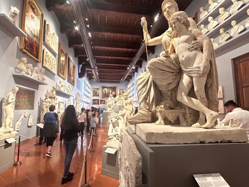 Florence: Accademia Gallery David Entry & Audio Guide App - POP Guide on your phone: the audio experience that makes or breaks it