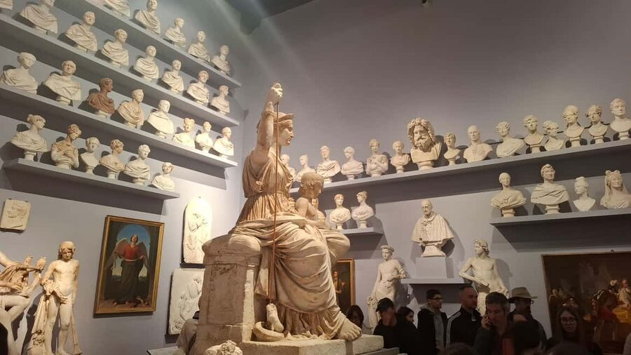Florence: Accademia Gallery Reserved Entry & Audio Guide - Timing Your Visit: How to Use a 2-Hour Window Wisely
