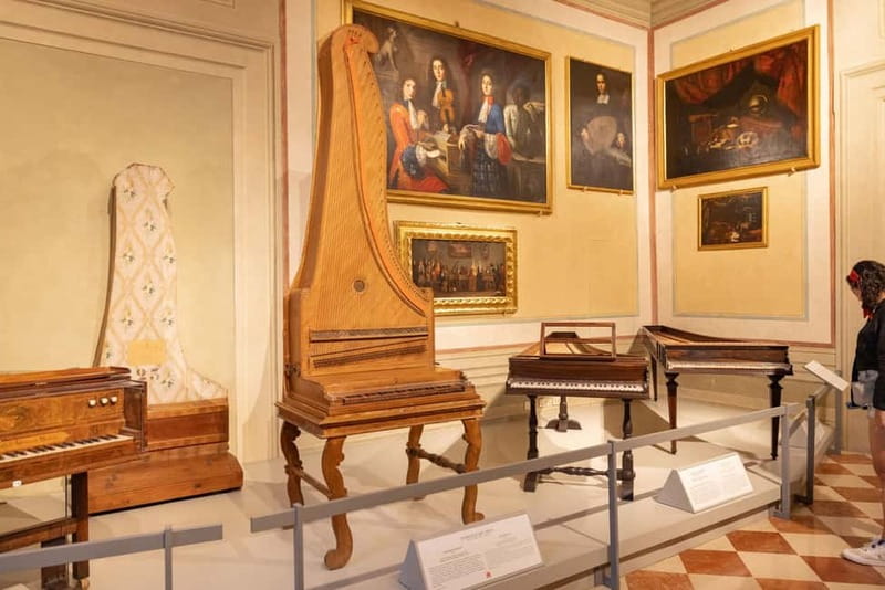 Florence: Accademia Gallery Skip-the-Line Guided Tour - What to Expect When You’re On the Ground