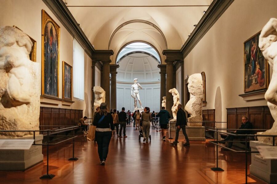 Florence: Art Tour, Accademia Gallery and David - Finding the My Green Tour Office Next to Accademia