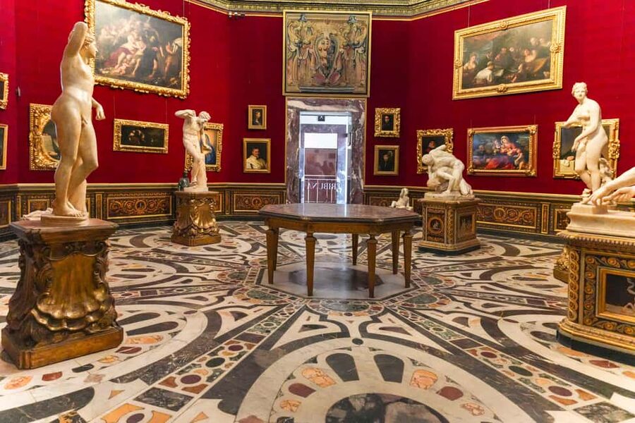 Florence: Fast Track Uffizi Gallery Guided Tour - Botticelli, Michelangelo, and the Renaissance story you can follow