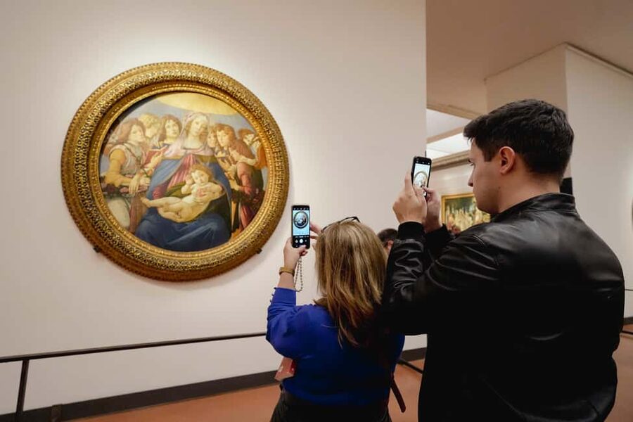 Florence: Fast Track Uffizi Gallery Guided Tour - The Uffizi as a UNESCO World Heritage experience (without the museum fatigue)