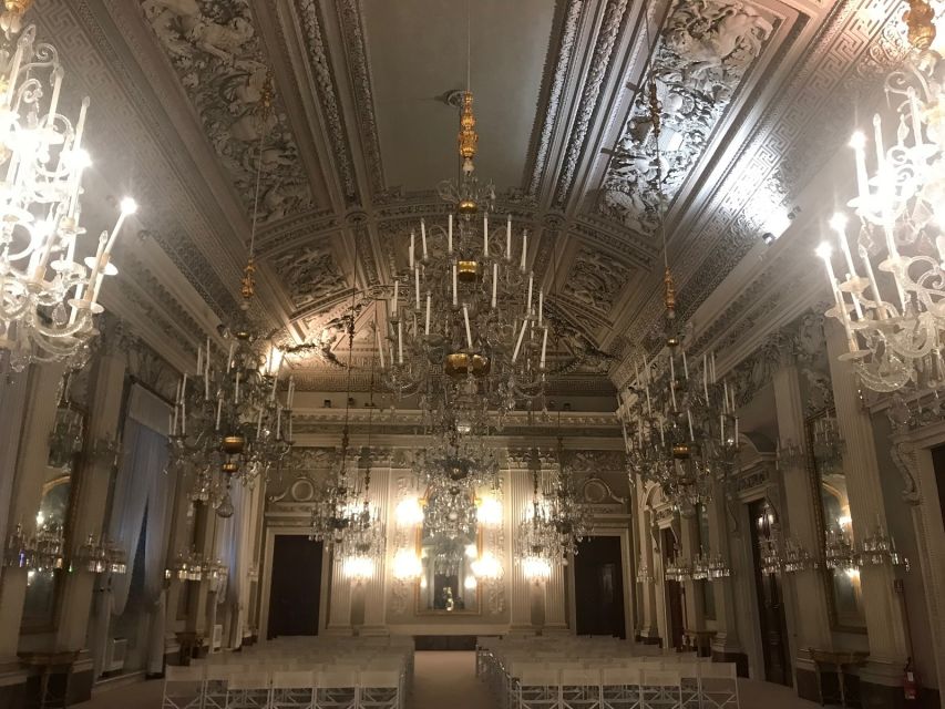 Florence: Palatina Gallery & Pitti Palace Guided Tour - Palazzo Pitti in Florence: what makes it worth your time