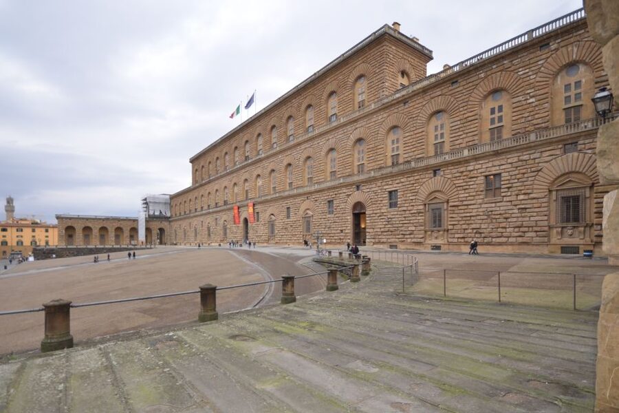 Florence: Pitti Palace and Palatina Gallery Ticket and Tour - What your guided route actually covers inside the Renaissance rooms