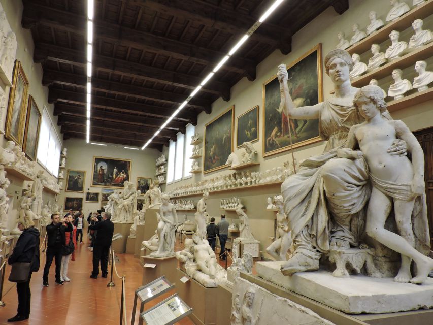 Florence: Private Accademia Gallery Tour - Languages and guide style: what helps you get more out of every room