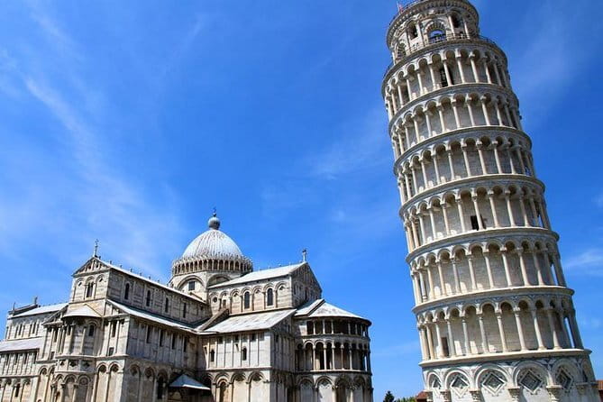 Florence Private Full-Day Tour with Uffizi and Accademia Gallery - Piazza del Duomo quick stop: Brunelleschi’s dome from the outside