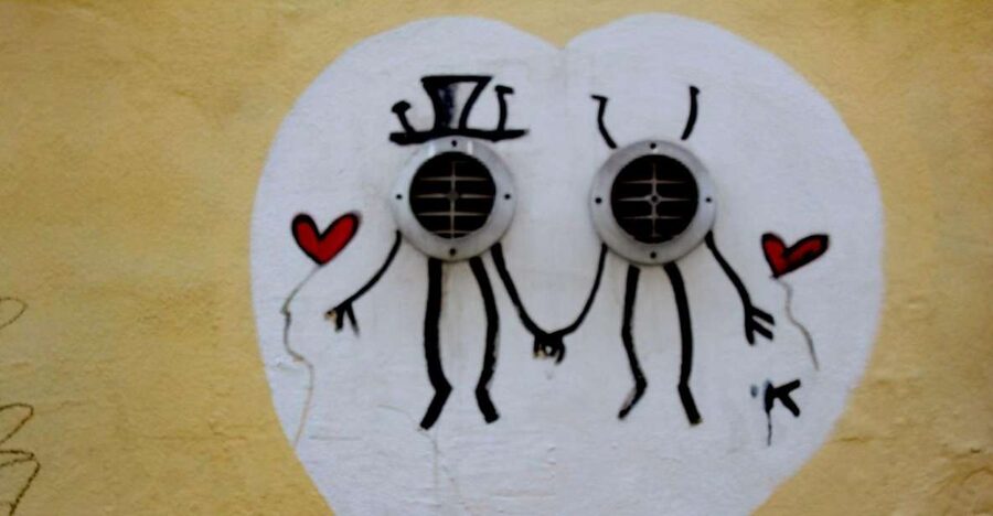 Florence: Street Art Tour - Santa Maria Novella stop: spotting art before you even know what you’re looking at