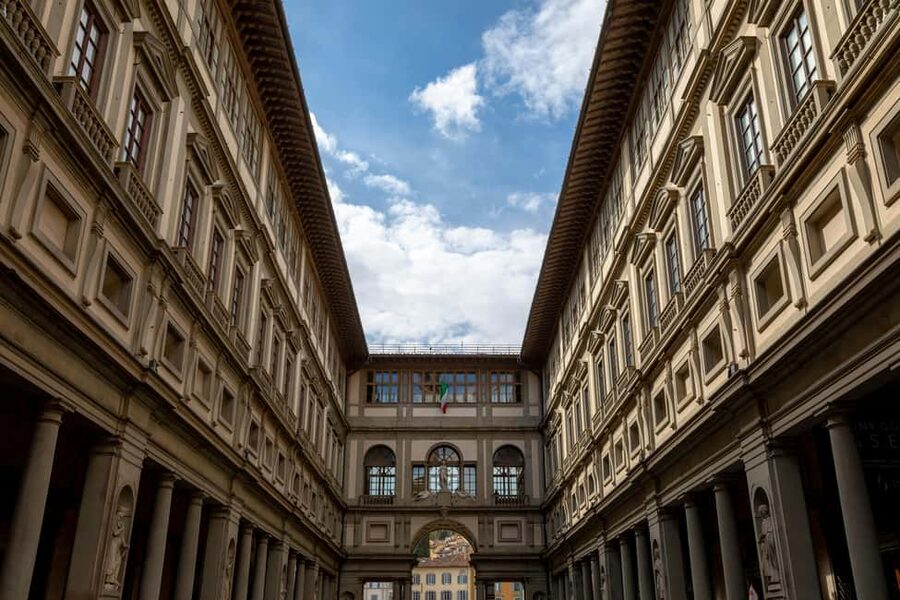 Florence: Uffizi Gallery Entry Tickets - Botticelli rooms: The Birth of Venus and Primavera up close