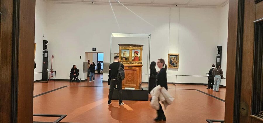 Florence: Uffizi Gallery, Free Museum Day With a Guide - What you’ll likely see: Renaissance giants and the stories behind them