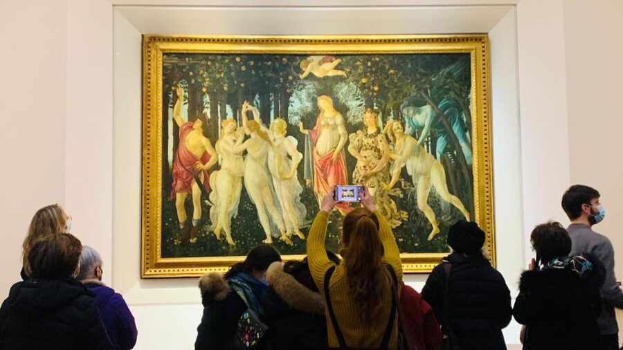 Florence: Uffizi Gallery Guided Art Tour - Getting into the museum: security and the skip-the-line entrance