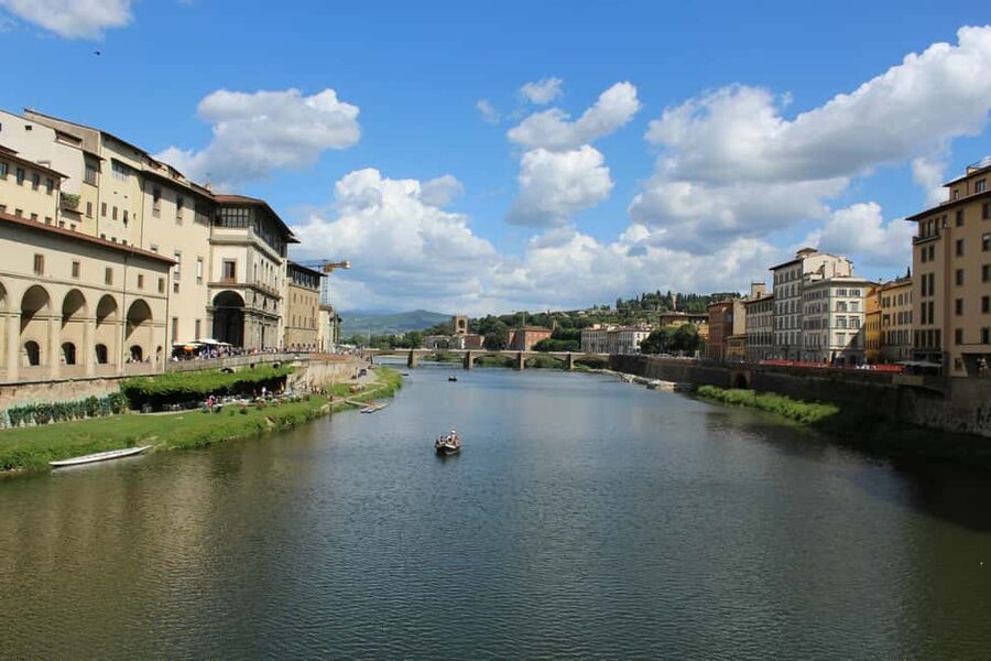 Florence: Uffizi Gallery Guided Tour - Caravaggio’s dramatic realism: when the lighting does the talking