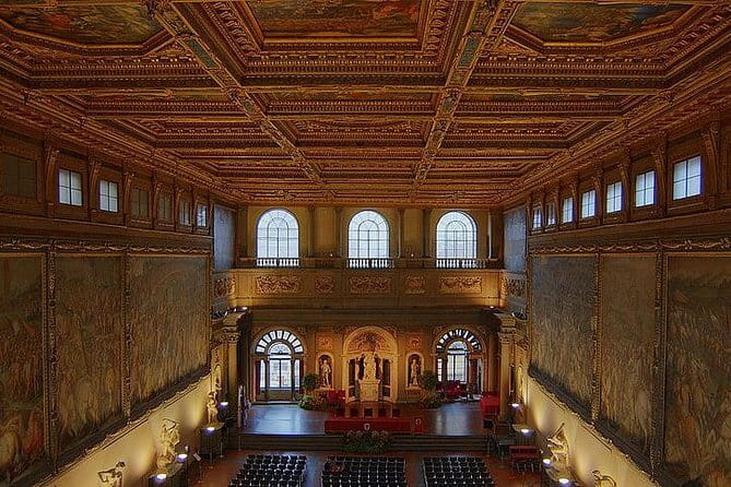 FLORENCE: Uffizi Gallery + Palazzo Vecchio monolingual Guided Tour - Small Group - Who should book this tour (and who might not)