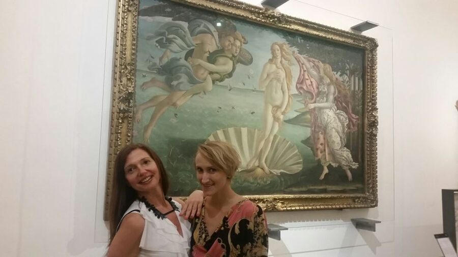 Florence: Uffizi Gallery Private Tour w/ Skip-the-Line Entry - Loggia dei Lanzi: art outdoors, with themes you’ll spot again inside