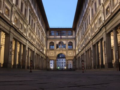 Florence: Uffizi Gallery Private Treasure Hunt for Families - Start at Neptune Fountain: Getting Your Bearings in Florence