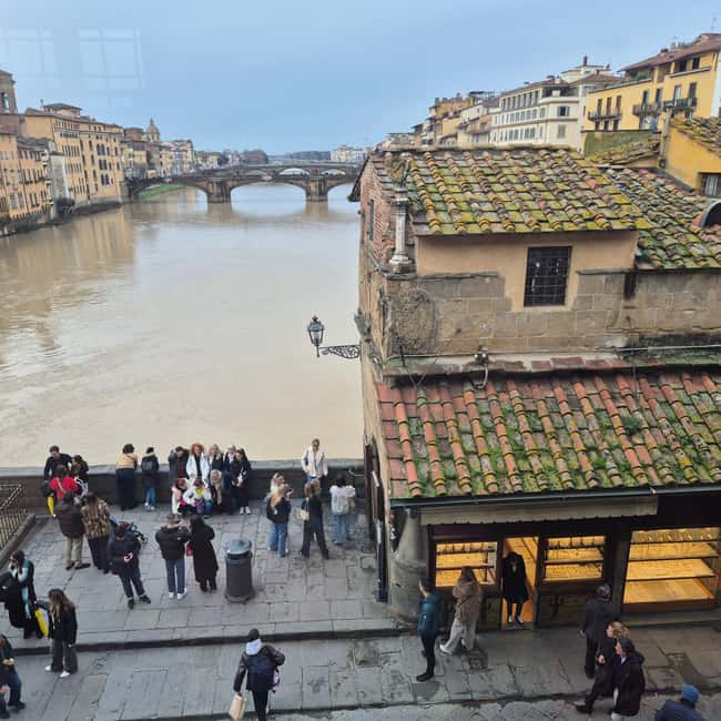 Florence: Vasari Corridor and Uffizi Gallery Exclusive Tour - Ponte Vecchio Views: The City Looks Different From Above