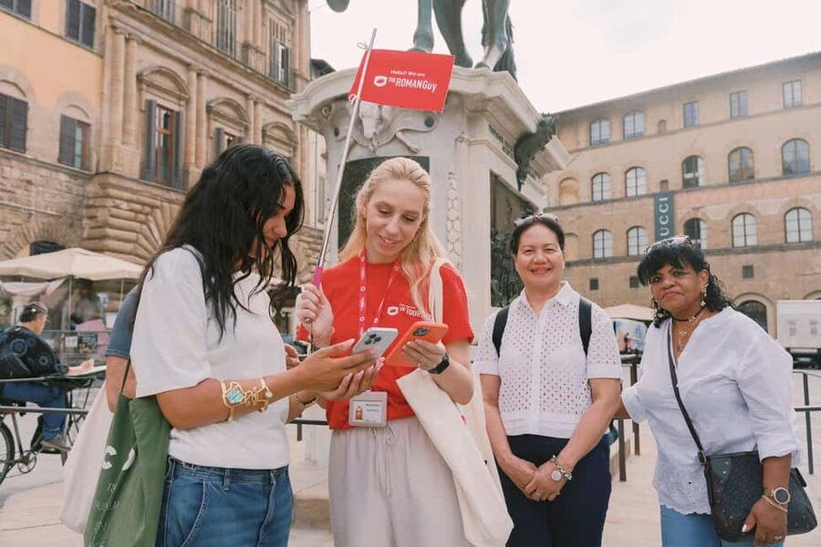 Florence: Walking Tour with David, Duomo & Uffizi Gallery - Lunch break: use the hour to reset your museum brain