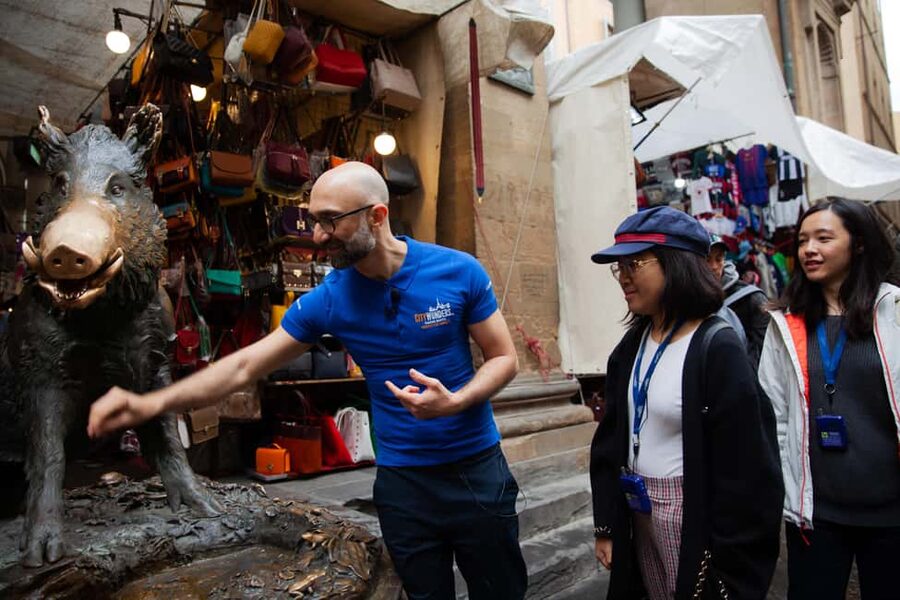 Florence: Walking Tour with Skip-the-Line Accademia Gallery - A smart way to cover Florence’s center fast