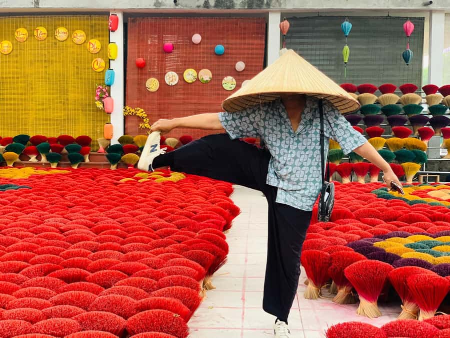 From Hanoi: Incense Village, Conical Hat and HaThai Art Tour - Ha Thai lacquer in the full-day tour: paint a souvenir, watch the extra costs