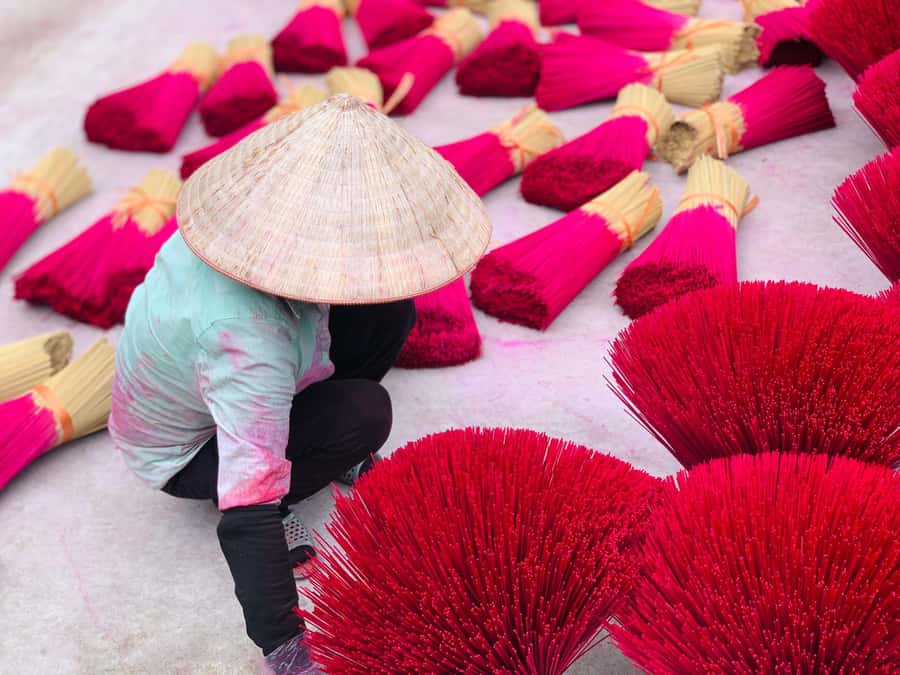 From Hanoi: Incense Village, Conical Hat and HaThai Art Tour - Food and timing: home lunch is the real upgrade