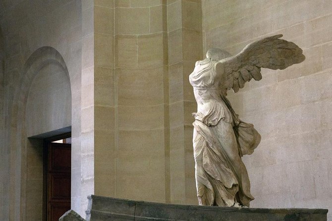 From Louvre to Street Art - original museum guided tour (skip the line!) - Kasia’s Tour Style: History Meets What You See Today