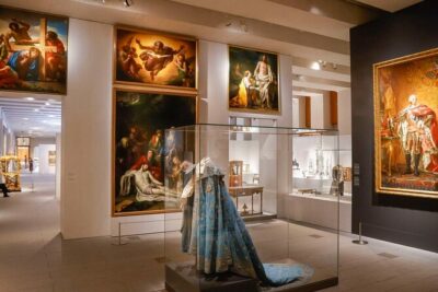 Gallery of the Royal Collections with option to visit the Royal Palace - The art-and-history thread: from the Catholic Monarchs to the Bourbons