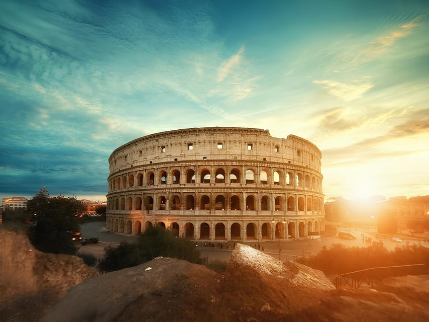 Golf Cart Tour of Rome: 3h with local guide and Gelato - Via Veneto and the classic streetscape effect
