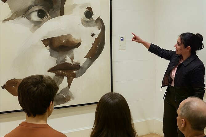 Guided Art Gallery Tour in Montreal - Galerie LeRoyer: contemporary art with a collectors’ mindset